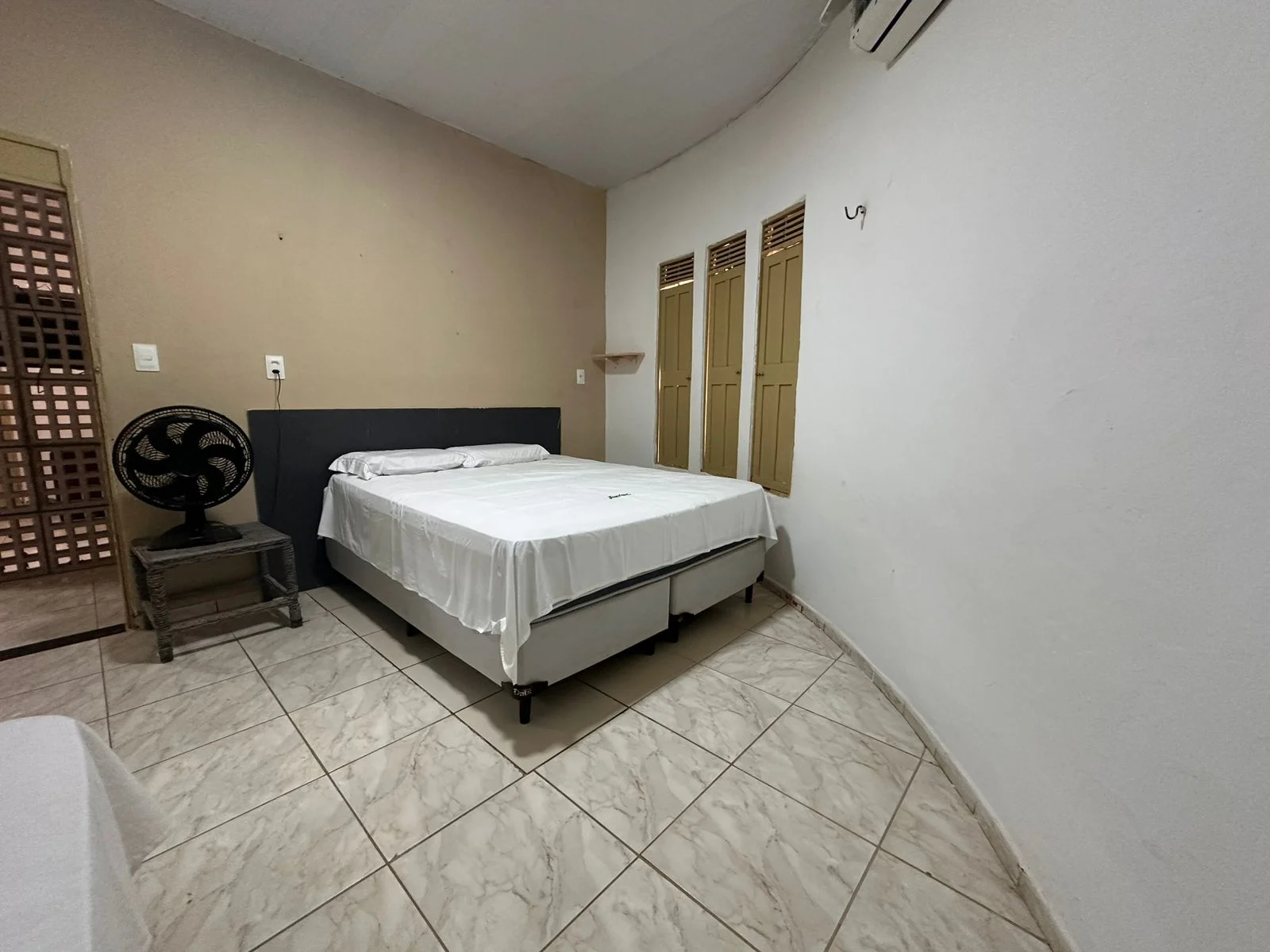 Chalé Família com ventilador - quarto